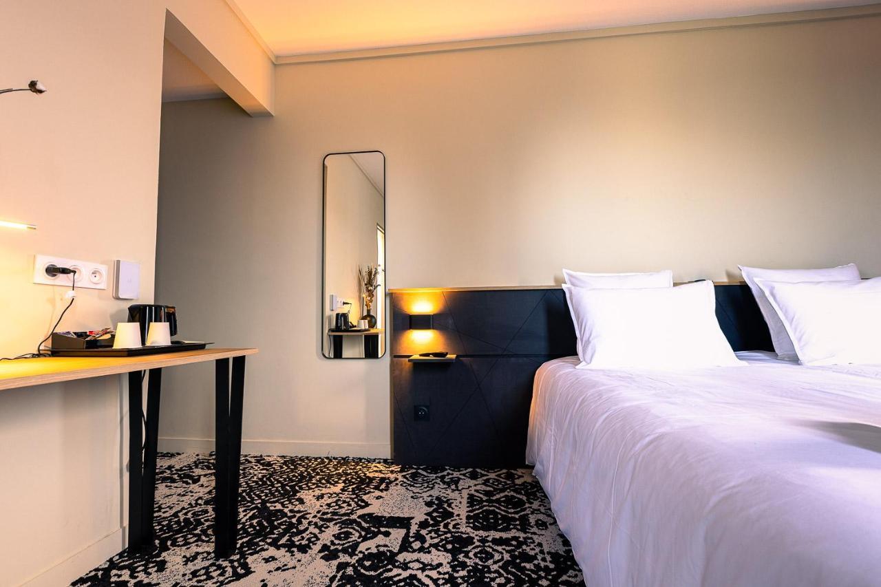 Logis Hotel & Restaurant Le Vert Bocage Franqueville-Saint-Pierre Dış mekan fotoğraf